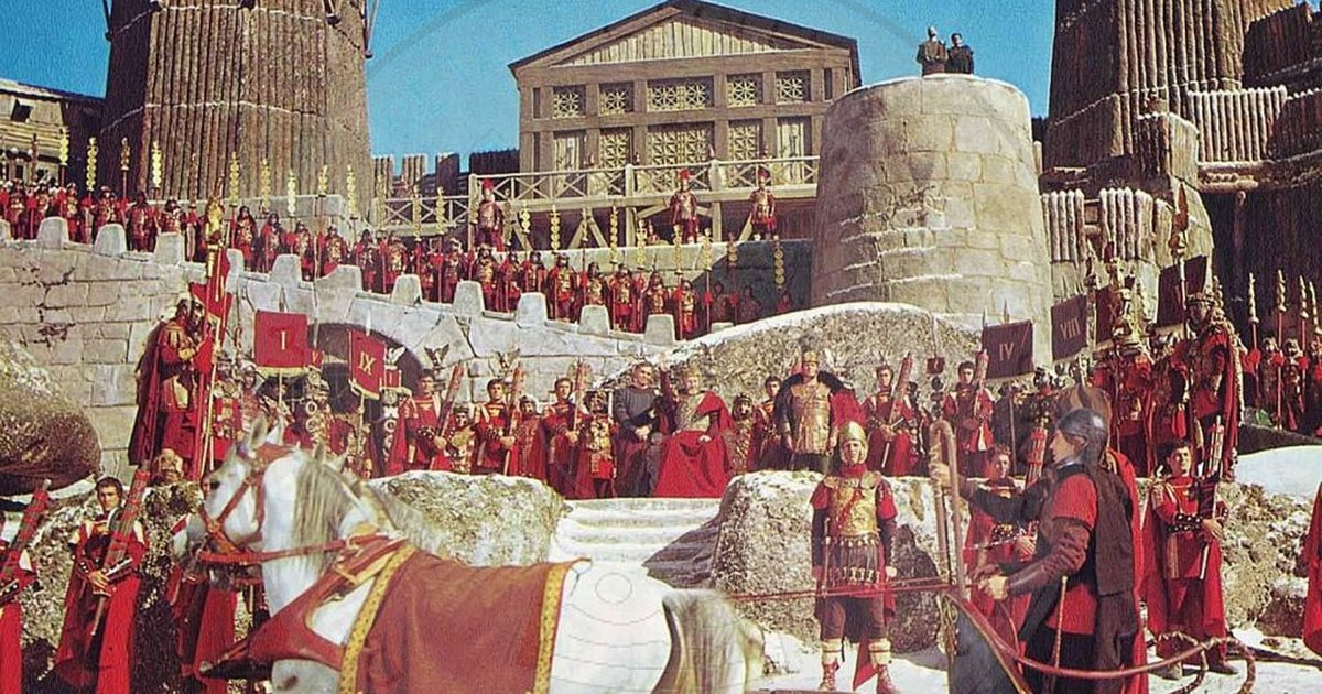 Pse u shemb Perandoria Romake?